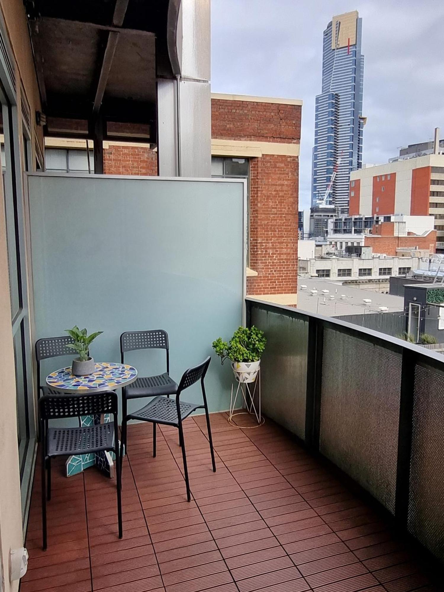 Pleasant City Stay On Collins Melbourne Bagian luar foto