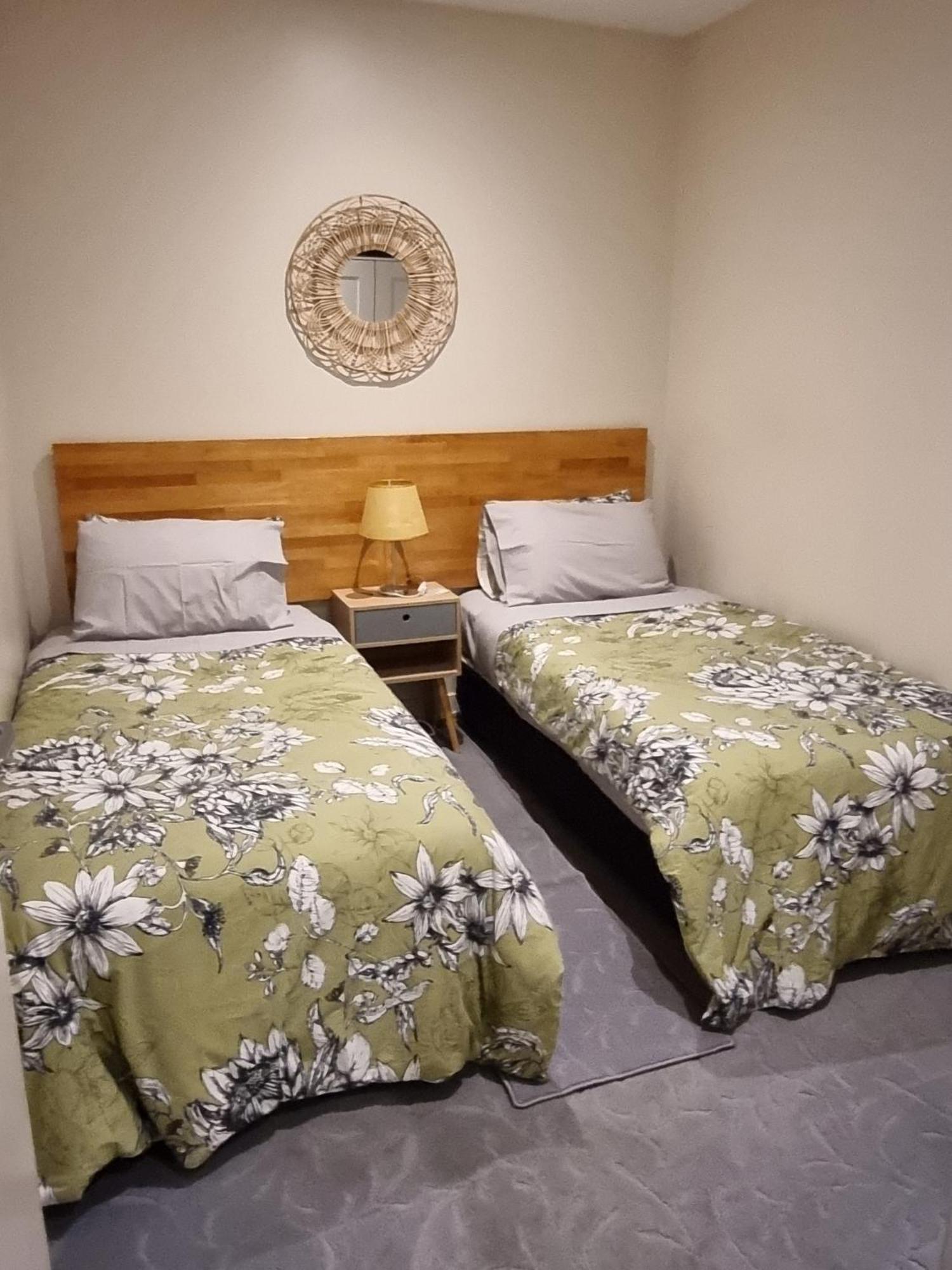 Pleasant City Stay On Collins Melbourne Bagian luar foto